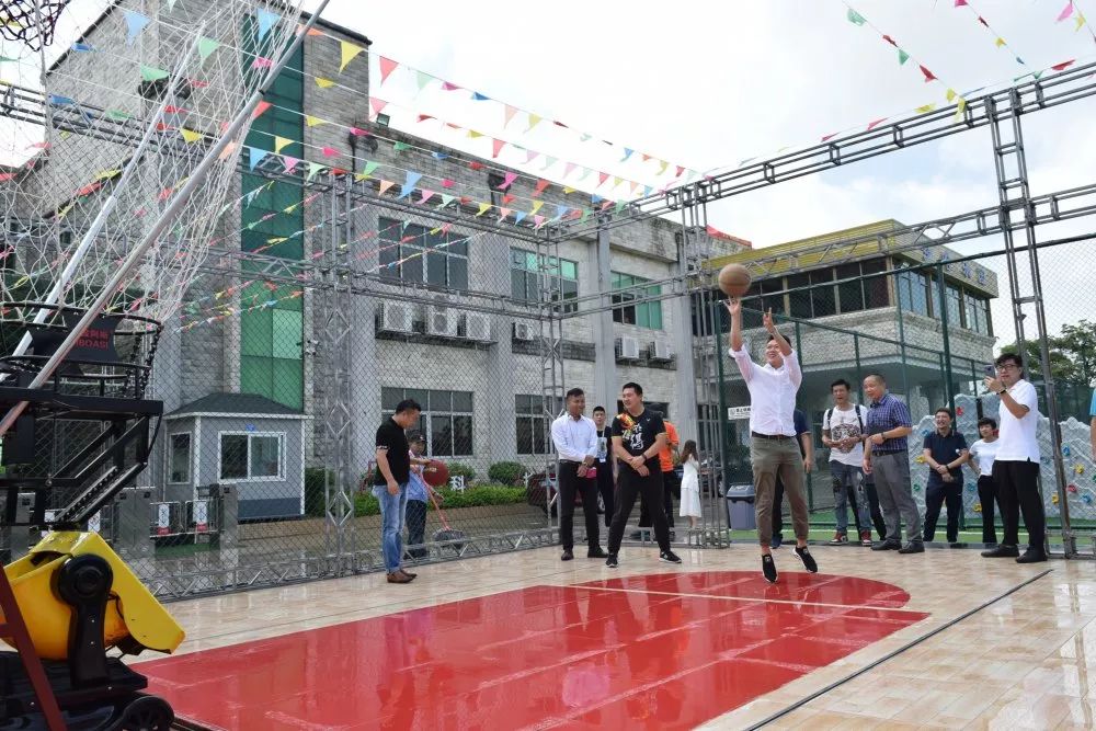 awtomatikong basketball rebounding machine